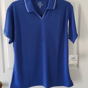 ❤3/$20 Woman Sport Shirt Size M